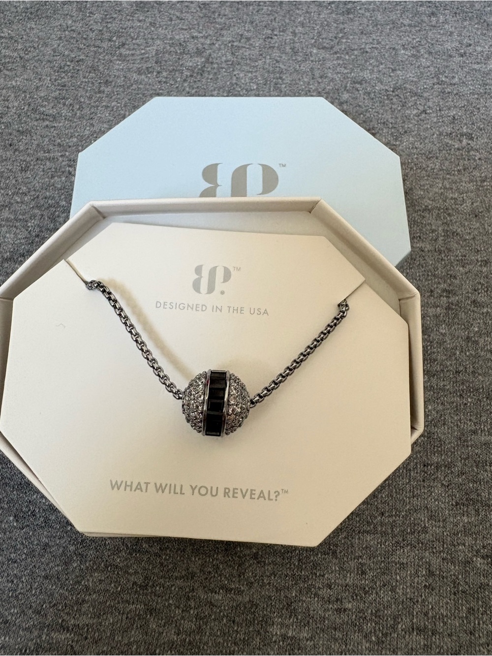 Confetti Bar Og necklace